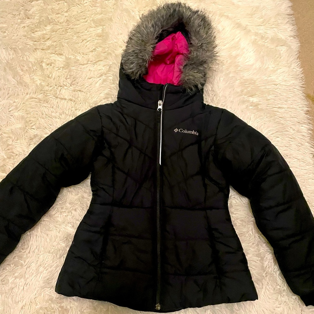 Girl’s Columbia thick hooded jacket with removable fur